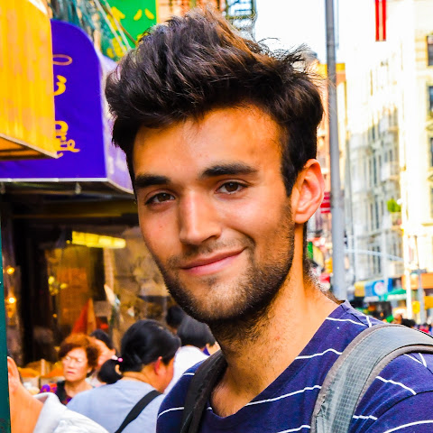 LivingBobby channel avatar
