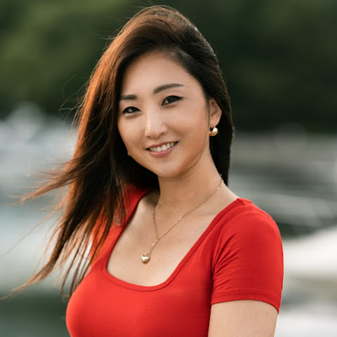Lucy Jeon - Life & Career Abroad channel avatar
