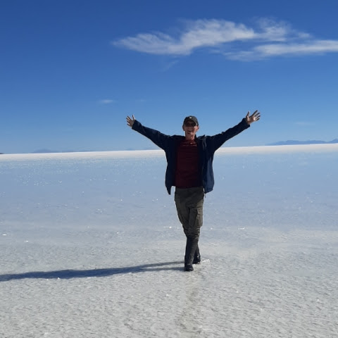 MJ Travel Man channel avatar