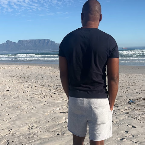 Nyeli Munyai channel avatar