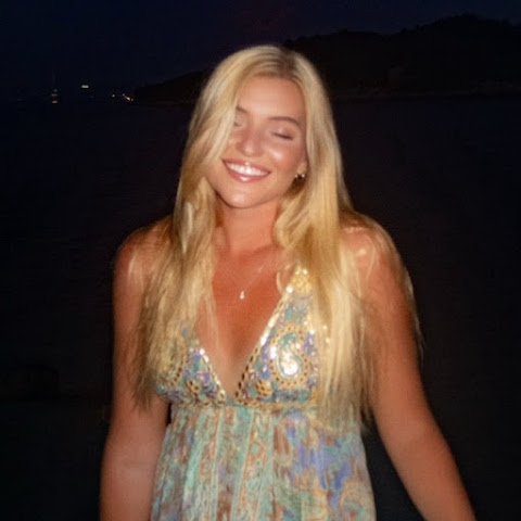 Samantha Elliott channel avatar