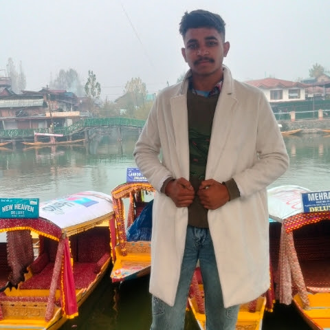 Travel vlogs Gaurav channel avatar